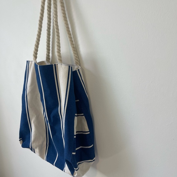 Lancôme Cream and Blue Tote Bag - Picture 4 of 5